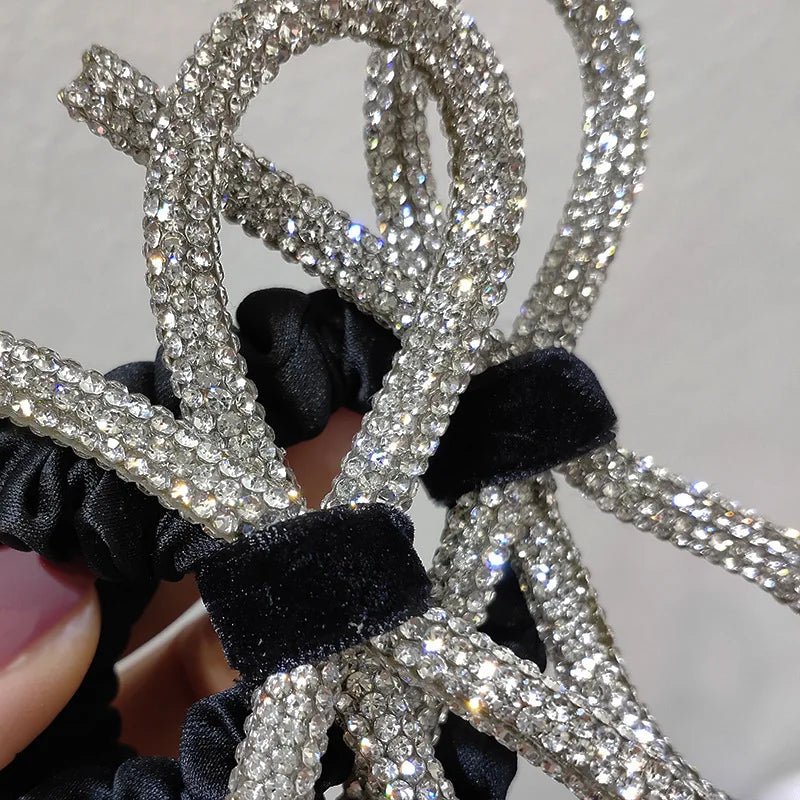 Glam Scrunchie