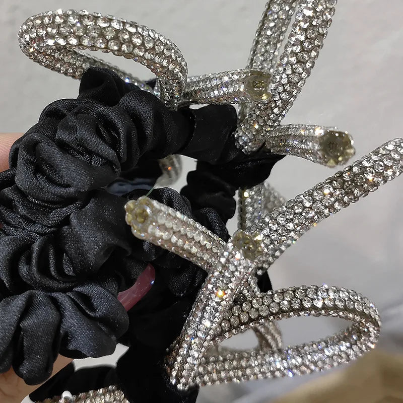 Glam Scrunchie