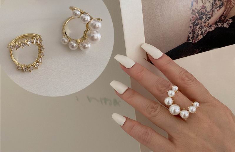 Pearl Ring