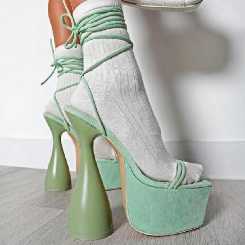 Gale Heels